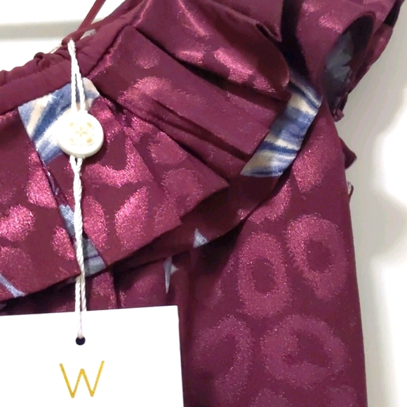 Beautiful Dress - Picture 3 of 3